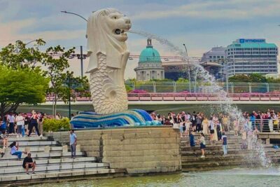 2 Pax Bundle Singapore River Cruise and Stunning Light Shows - Price and what $72.64 gets you at night