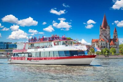 24-hour Hop-On Hop-Off with Ferris Wheel and River Cruise - Wiener Riesenrad: skip-the-line views over Vienna