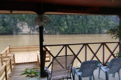 2D1N Sandakan Private Tour with Kinabatangan River Cruise - Sandakan town breaks: St. Michael Church, temple, and Sim-Sim water village