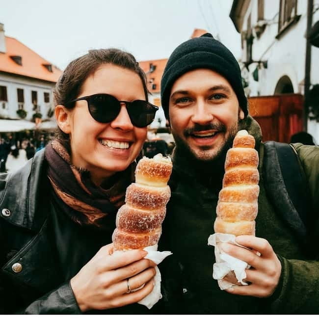 5h All-in SUMMER Tour River Cruise, Castle, Lunch & Treats☀️ - Castle Tower views plus courtyards, Cloak Bridge, and the Bear Moat