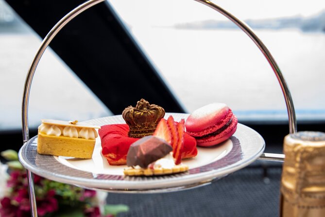 Afternoon Tea River Cruise on the Thames - Service quality and crowd level: What the experience feels like in real time