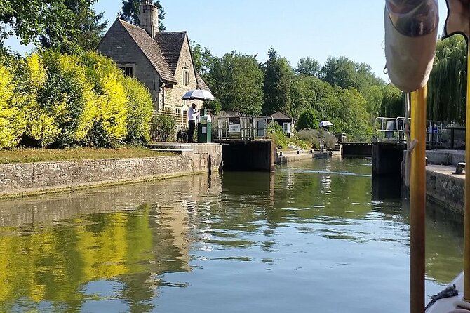 Afternoon Tea Sightseeing River Cruise in Oxford - After the lock: calm water meadows and chances to spot wildlife
