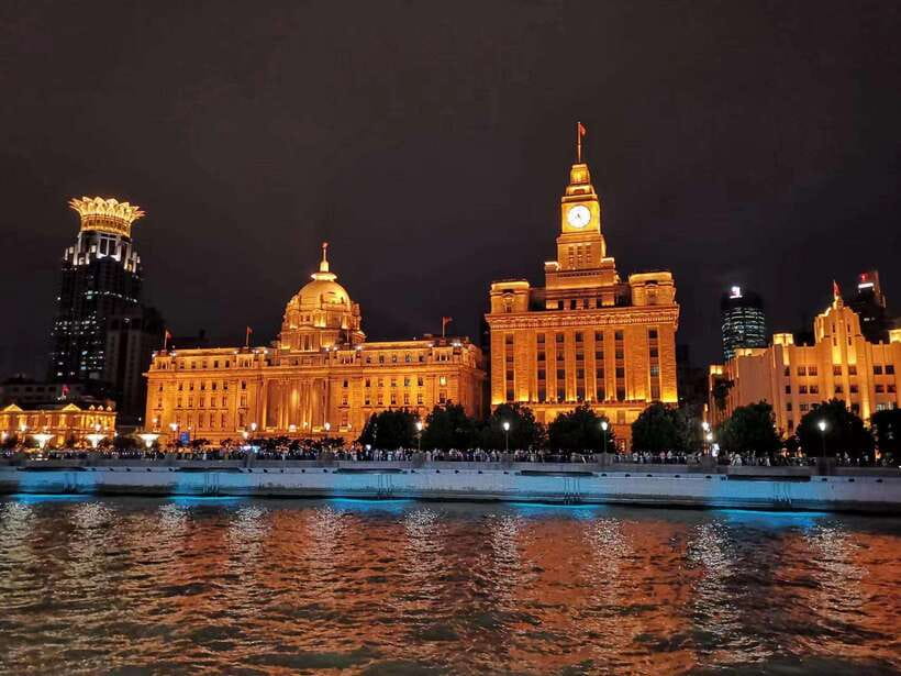 Amazing Shanghai Night Lights:River Cruise &Private Transfer - Why a Private Bund Night Cruise Feels More Like Shanghai