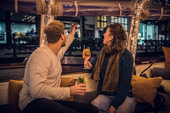Amsterdam: 1-Hour Canal Cruise in the Evening - Flower Market by boat: a surprisingly good night stop