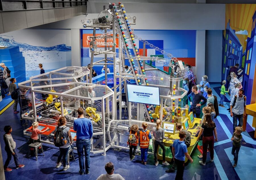 Amsterdam: 1-Hour Canal Cruise & NEMO Science Museum - Price and value: what you’re really paying for at about $40