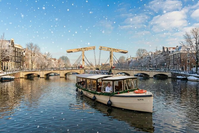 Amsterdam 1-Hour Canal Cruise With Live Guide - Key Things You’ll Notice on This Canal Cruise