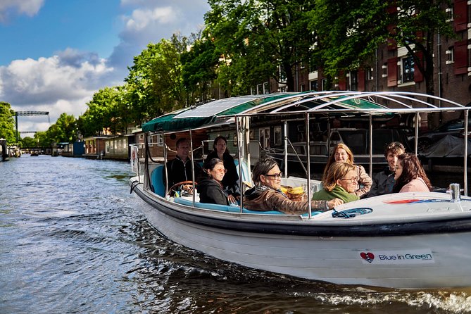 Amsterdam 2-hour Private Canal Cruise with Live Guide and Drinks - Why this private canal cruise feels better than the big boats