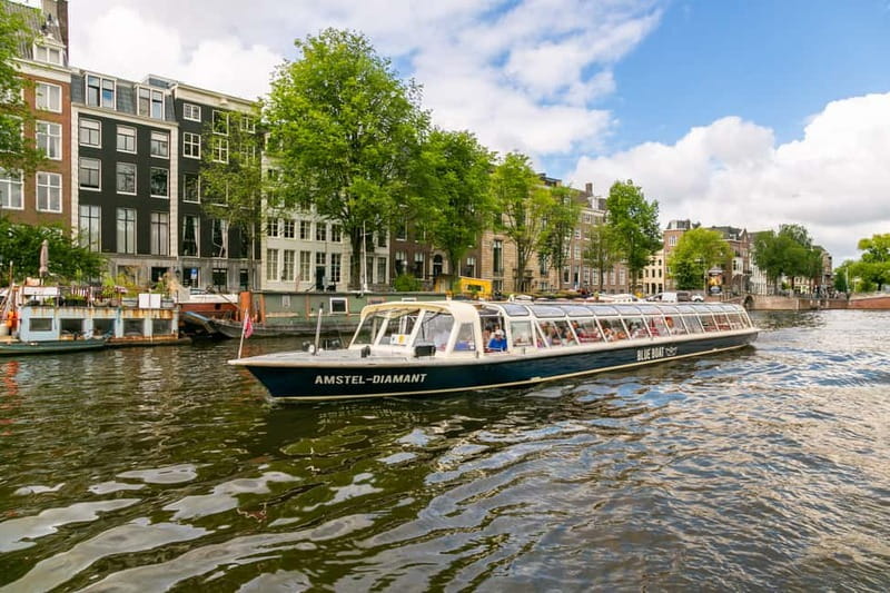 Amsterdam: 75 Minute City Canal Cruise with Audio Guide - Booking checklist: small moves that prevent big annoyances