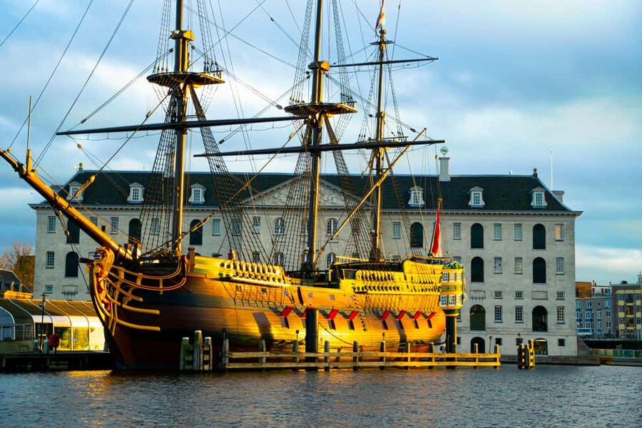 Amsterdam: 90 min Cosy Canal Cruise w. Bar & Snacks on board - Price and Value: About $28 for 90 Minutes on the Water