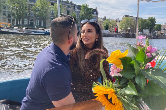 Amsterdam 90-min Private Canal Cruise with Live Guide and Drinks - A Private 90-Minute Cruise That Lets You See Amsterdam Without Fighting Streets