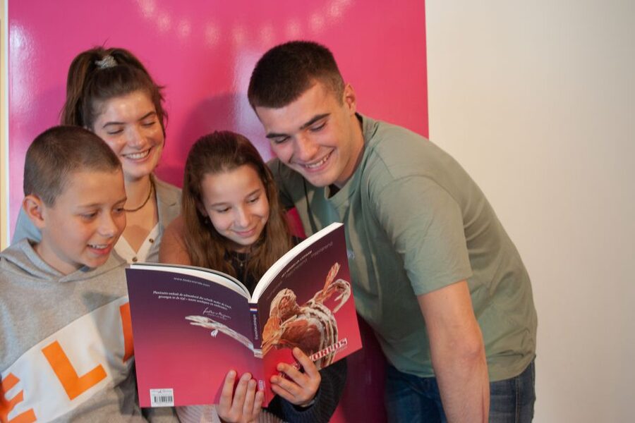 Amsterdam: Body Worlds Exhibition and Canal Cruise - Finding Body Worlds Amsterdam and lining up the cruise