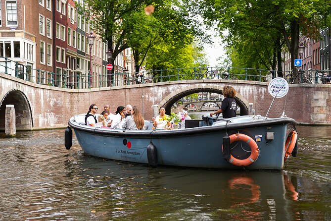 Amsterdam Canal Cruise with Dutch Pancakes and Drinks - From Leidsekade to the Canal Core: What the Timing Feels Like