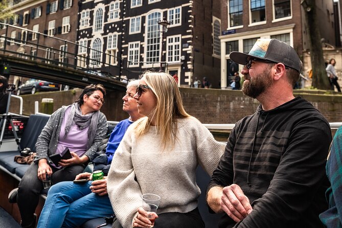 Amsterdam Canal Cruise with Live Guide and Two Drinks - Quick hits before you go