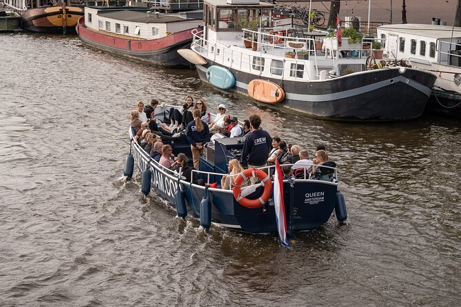 Amsterdam Canal Cruise with Live guide & Two drinks - Central St. - Who This Tour Fits Best (and Who Might Want a Different Cruise)