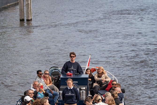 Amsterdam Canal Cruise with Live guide & Two drinks - Central St. - Meeting at Stationsplein 24: How to Avoid the Most Common Headaches