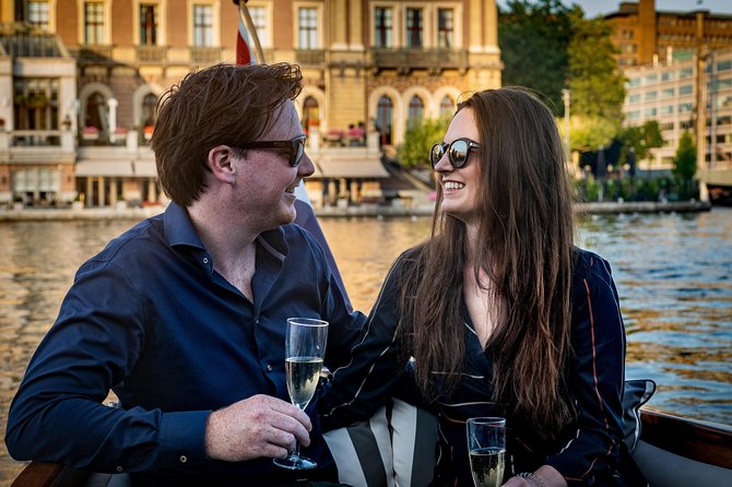 Amsterdam Champagne Private Canal Cruise - Key things I’d zero in on before you book