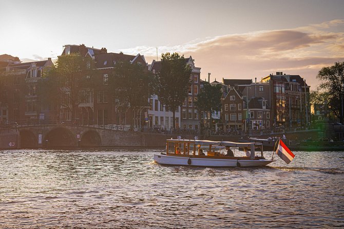 Amsterdam Champagne Private Canal Cruise - The captain and crew make the cruise feel smooth