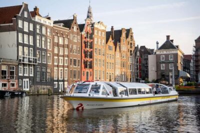 Amsterdam: City Centre Canal Cruise & Free Flower Cocktail - Choosing Your Starting Point: Damrak (60 min) vs Rijksmuseum (75 min)