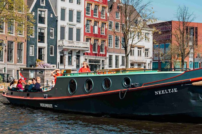 Amsterdam Classic Canal Cruise on a Historic Tugboat - Who should book this historic tugboat cruise?