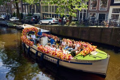 Amsterdam Flower Boat Canal Cruise with Local Guide - Where You Meet (and How to Not Get Flustered)