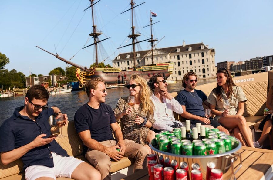 Amsterdam: German Guided Canal Cruise with on Board Bar - Electric Cruising and the On-Board Bar: Comfort Details That Matter
