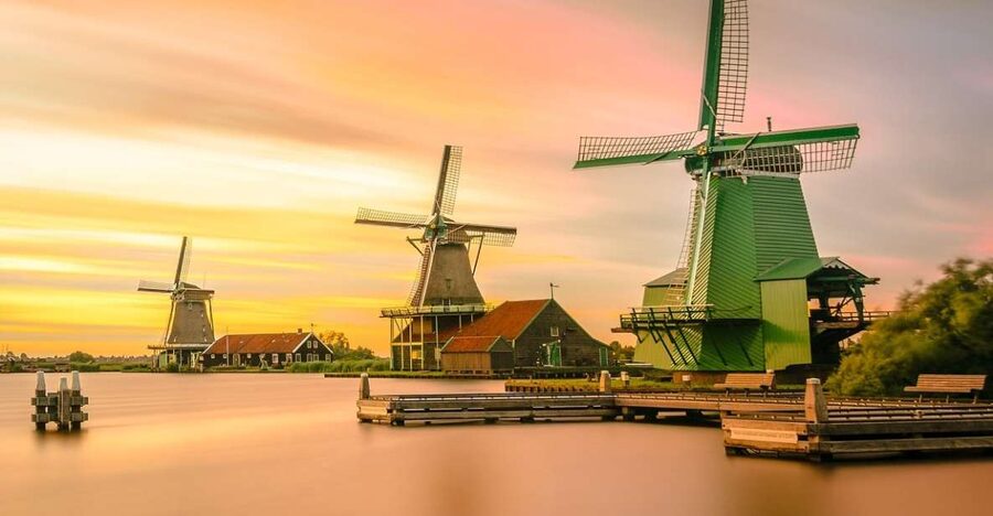 Amsterdam: Giethoorn Tour with Canal Cruise and Windmills - Key highlights you’ll actually notice