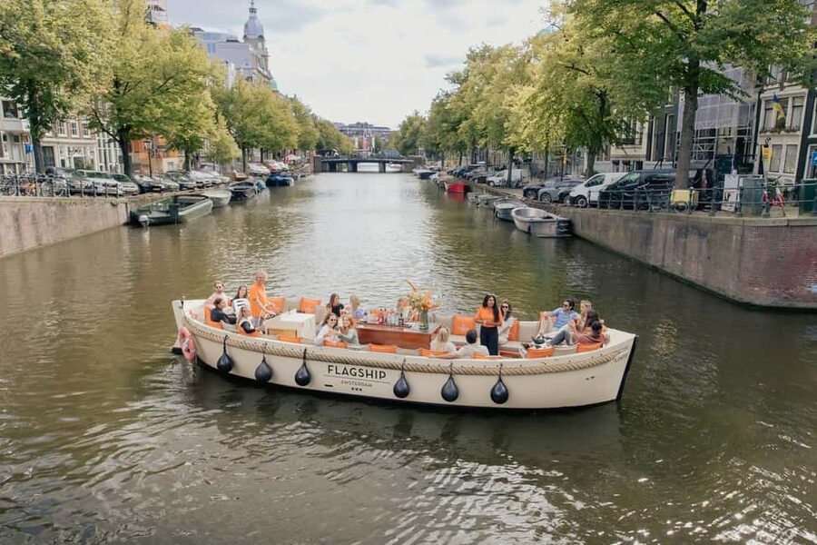 Amsterdam: Heated Canal Cruise with Unlimited Drinks & Bite - Should You Book This Heated Canal Cruise? My Call