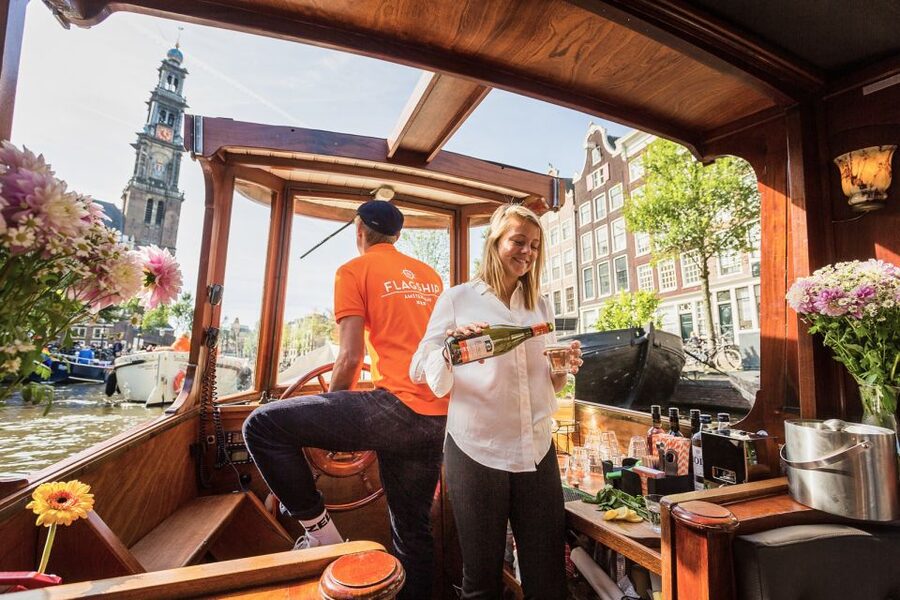 Amsterdam: Heated Canal Cruise with Unlimited Drinks & Bite - Landmark Highlights: What to Look For at Skinny Bridge, Hermitage, and More
