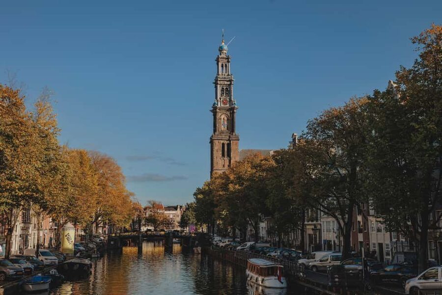 Amsterdam: Heated Canal Cruise with Unlimited Drinks & Bite - Guides Who Keep It Funny, Fast, and Easy to Follow