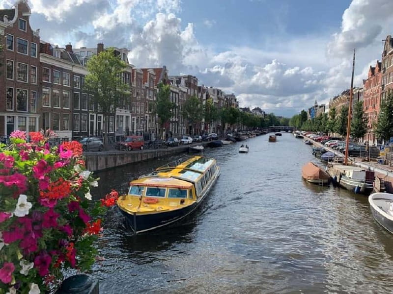 Amsterdam: Historic City Centre Canal Cruise - Price and Value: Why This One-Hour Cruise Feels Like a Bargain