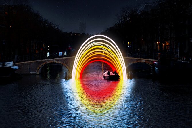 Amsterdam Light Festival: Canal Cruise + Bite & Unlimited Drinks - The Group Size: 42 People Maximum, So You’re Not Lost