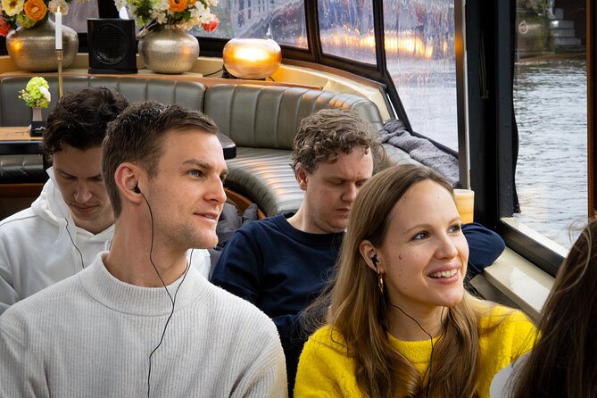 Amsterdam: Luxury Canal Cruise with Historic VR Experience - Leidseplein start: easy to find, easy to plan around