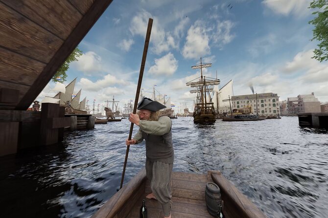 Amsterdam: Luxury Canal Cruise with Historic VR Experience - Audio guide in Dutch or English: headset off, story on
