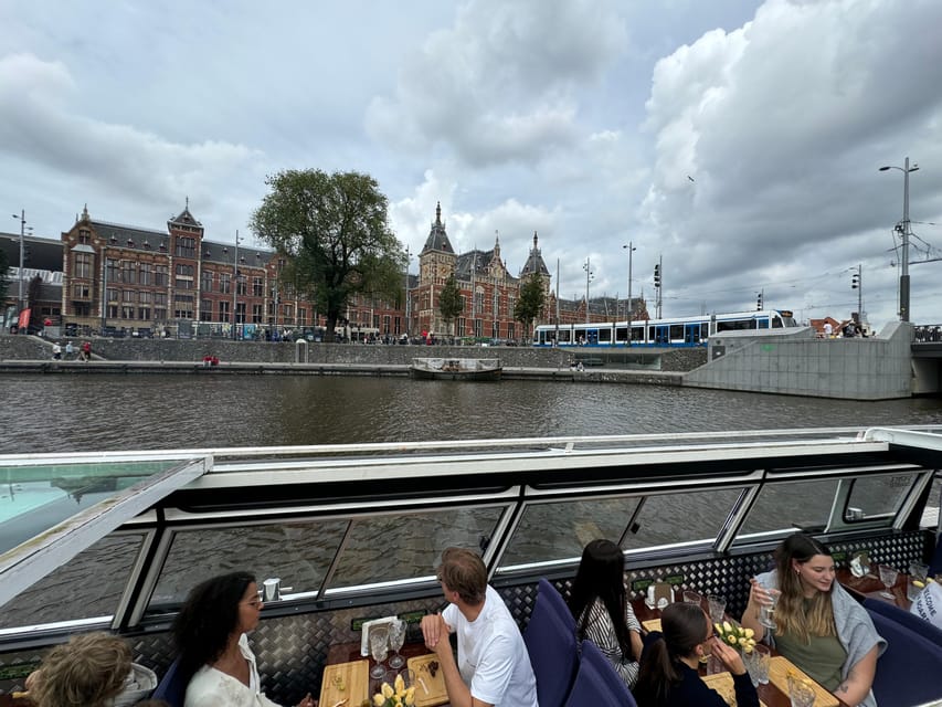 Amsterdam: Luxury Cheese & Wine Canal Cruise - Kaasbar Amsterdam and Old Amsterdam: What the Authenticity Really Means