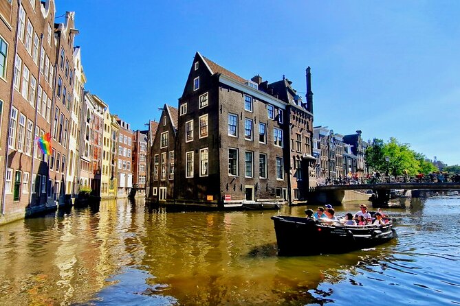 Amsterdam Private Canal Cruise – 90 Minutes through the Old City - What to Watch For (So You Enjoy Every Minute)