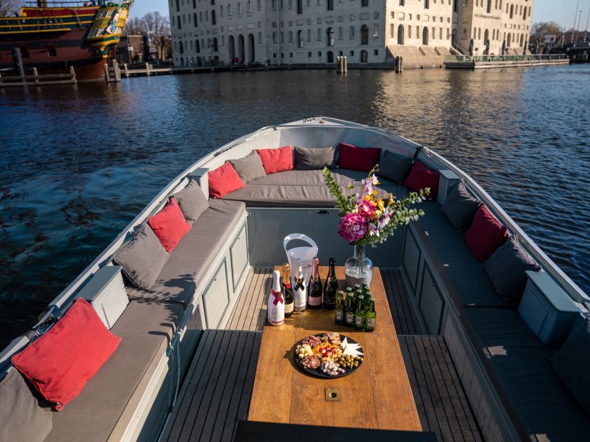 Amsterdam: Private Canal Cruise with Drinks and Snacks - Key highlights you’ll care about