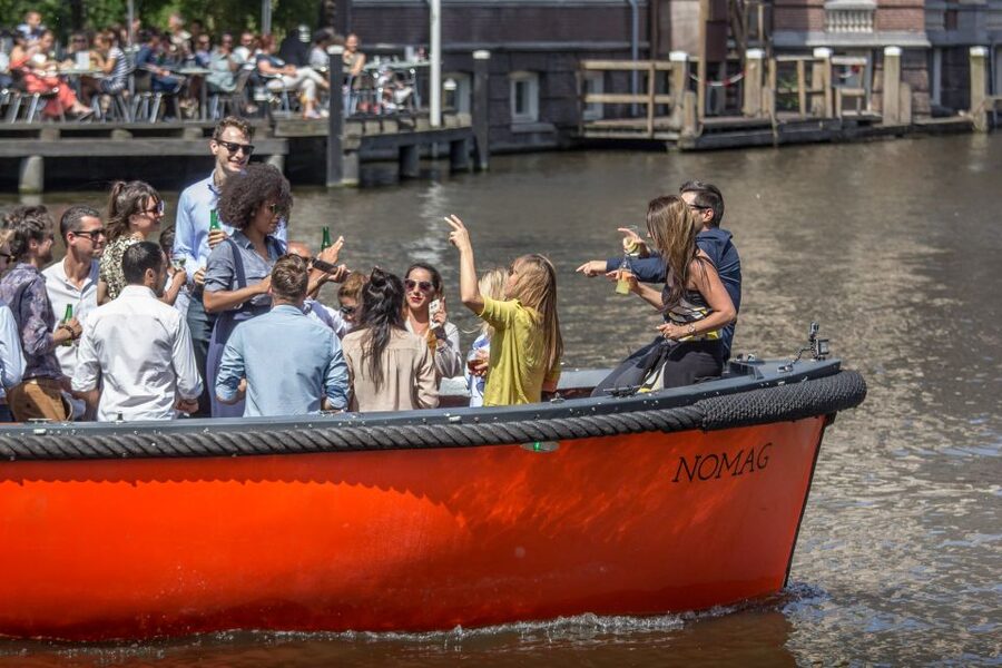Amsterdam: Private Prosecco Canal Cruise Tour - Price and value: is $280 per person worth it?