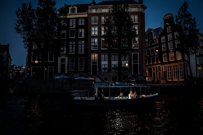 Amsterdam: Private Romantic Evening Canal Cruise + Bubbles/Snacks - The Storyteller-Captain Touch: Romance Facts That Stay Interesting