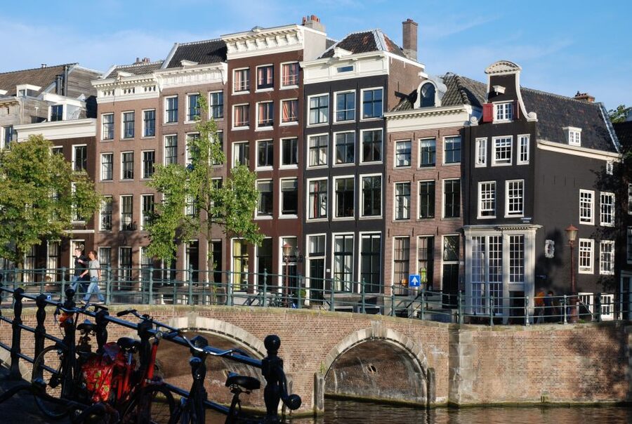 Amsterdam: Stedelijk Museum and 1-Hour Canal Cruise - The canal cruise: UNESCO Canal Belt in 1 hour
