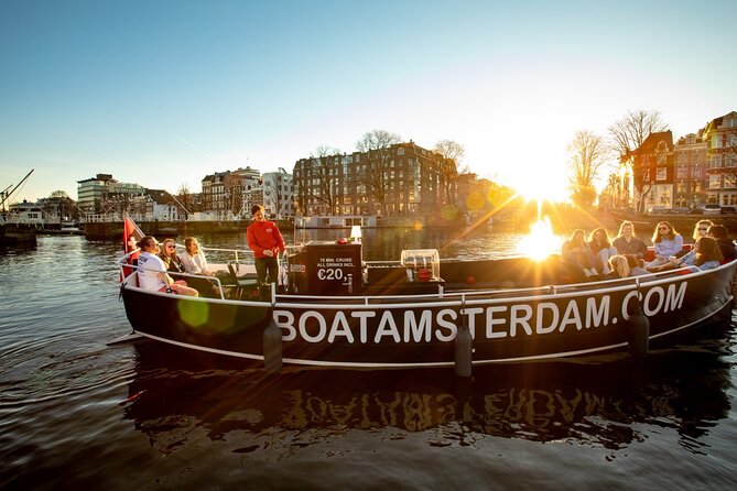 Amsterdam Sunset Canal Cruise with Live Guide and Open Bar - Electric Boat + Open Bar: Comfort and Value in One Hour