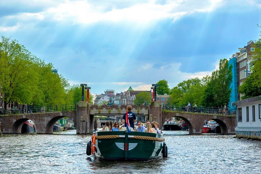 Amsterdam: The Newest Canal Cruise with Drink Option - $18 value: why this pricing works for what you get