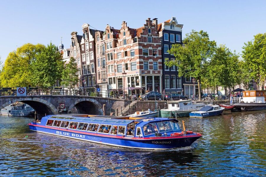 Amsterdam: Van Gogh Museum Ticket and City Canal Cruise - On-the-Ground Logistics: Museumplein to Stadhouderskade Without Headaches