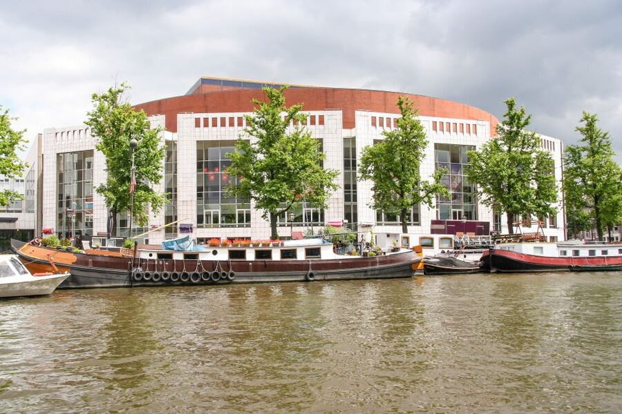 Amsterdam Walking Tour and Canal Cruise - Street market stop: what you should do while you’re there