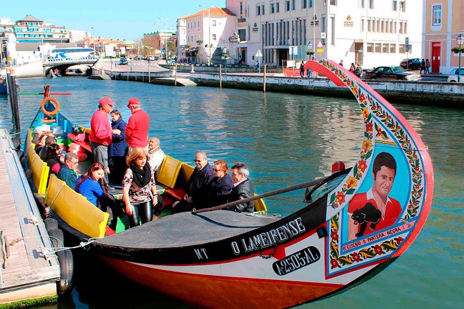 Aveiro Canal Cruise in Traditional Moliceiro Boat - Moliceiro Canal Cruising in 45 Minutes: What You Actually Get