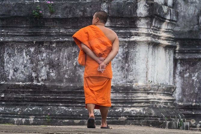 Ayutthaya Temples and River Cruise from Bangkok - Riverboat Lunch on the Chao Phraya: Food, Views, and When It Gets Interesting