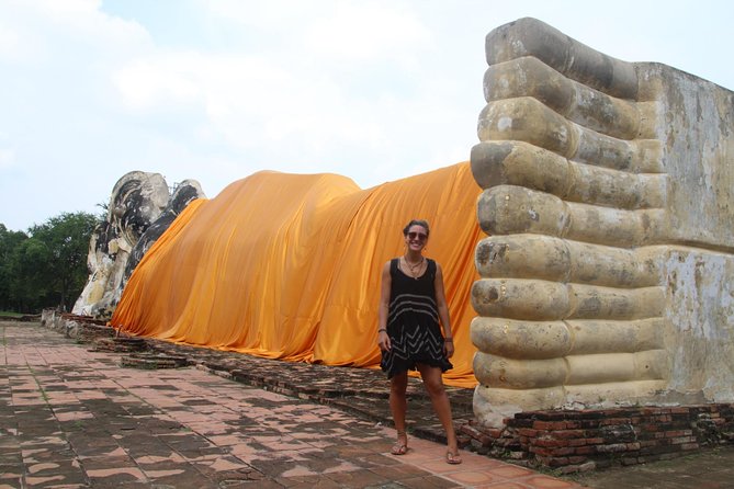 Ayutthaya Temples Tour from Bangkok with Grand Pearl River Cruise - Wat Mahathat: the royal monastery stop with a clear backstory