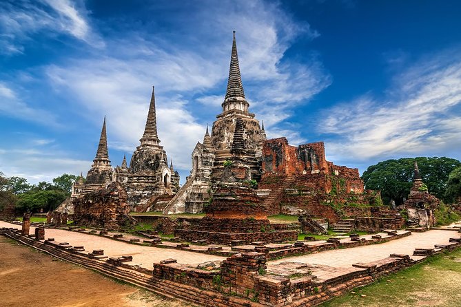 Ayutthaya Temples Tour from Bangkok with Grand Pearl River Cruise - Wat Lokayasutharam (Reclining Buddha): the one to look for