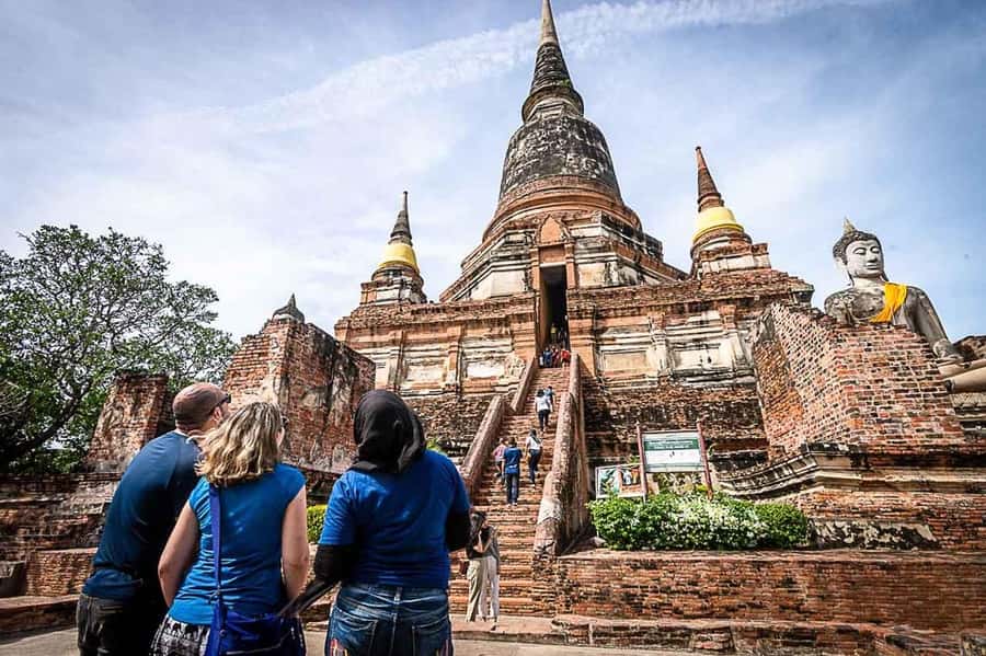 Bangkok: Ayutthaya Temples and River Cruise Day Tour - Key takeaways