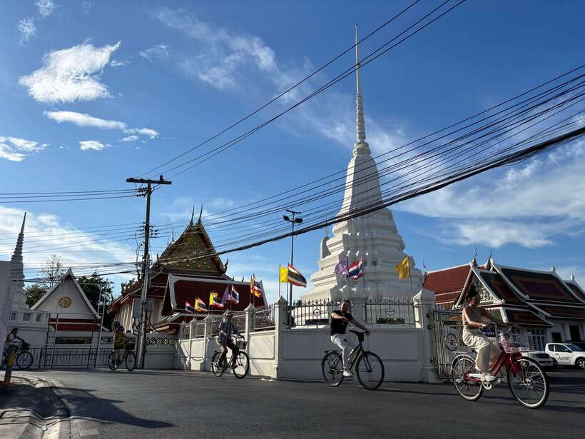Bangkok: Bicycle Experiences and Longtail Boat Canal Cruise - What the 10 kilometers really means for you