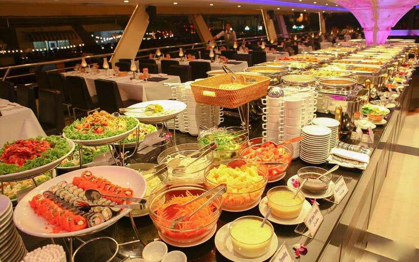 Bangkok: Royal Princess River Dinner Cruise with Live Music - Key things to know before you sail